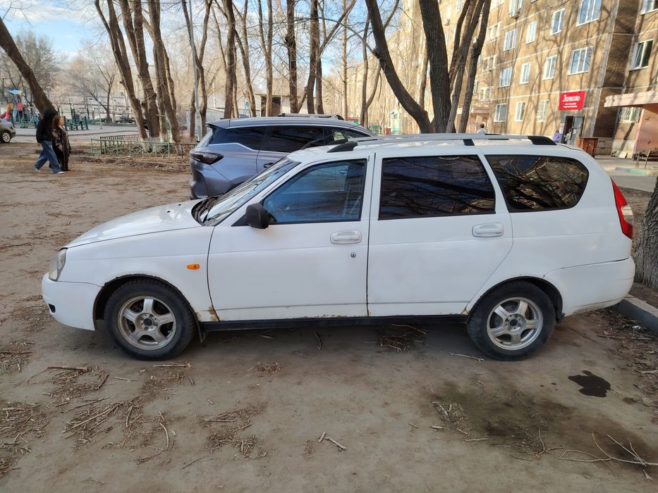 Продам Ваз Лада Приора 2171