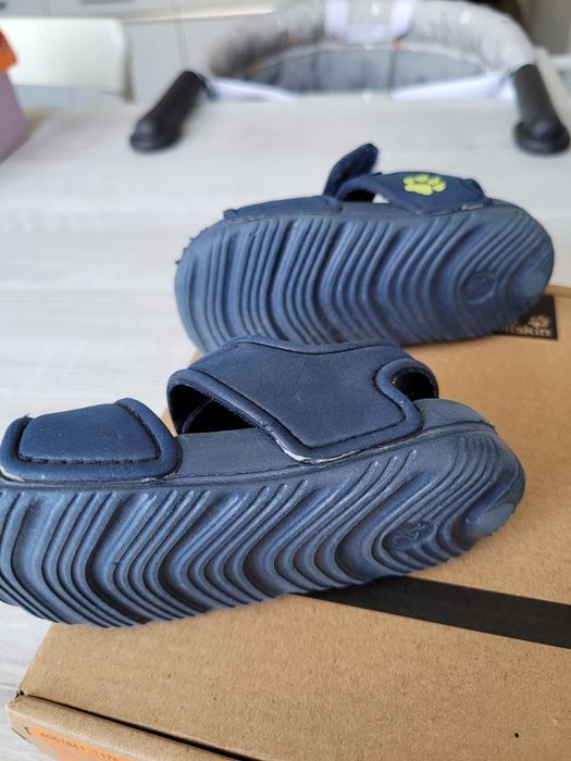 Гумени сандалки за бебе момче на Jack Wolfskin номер 20