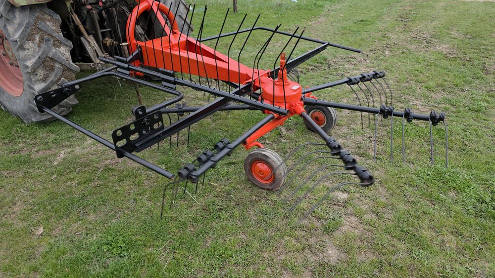 Grebla Greblatoare Stoll Kuhn Deutz Fahr 3metri 2.5metri m