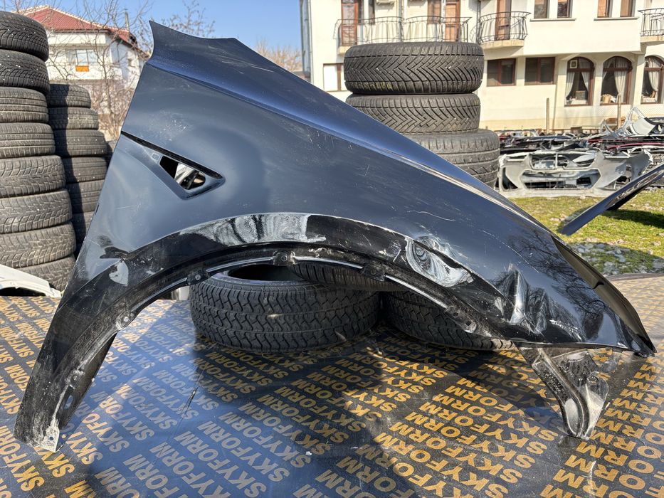 Калник Tesla Model Y