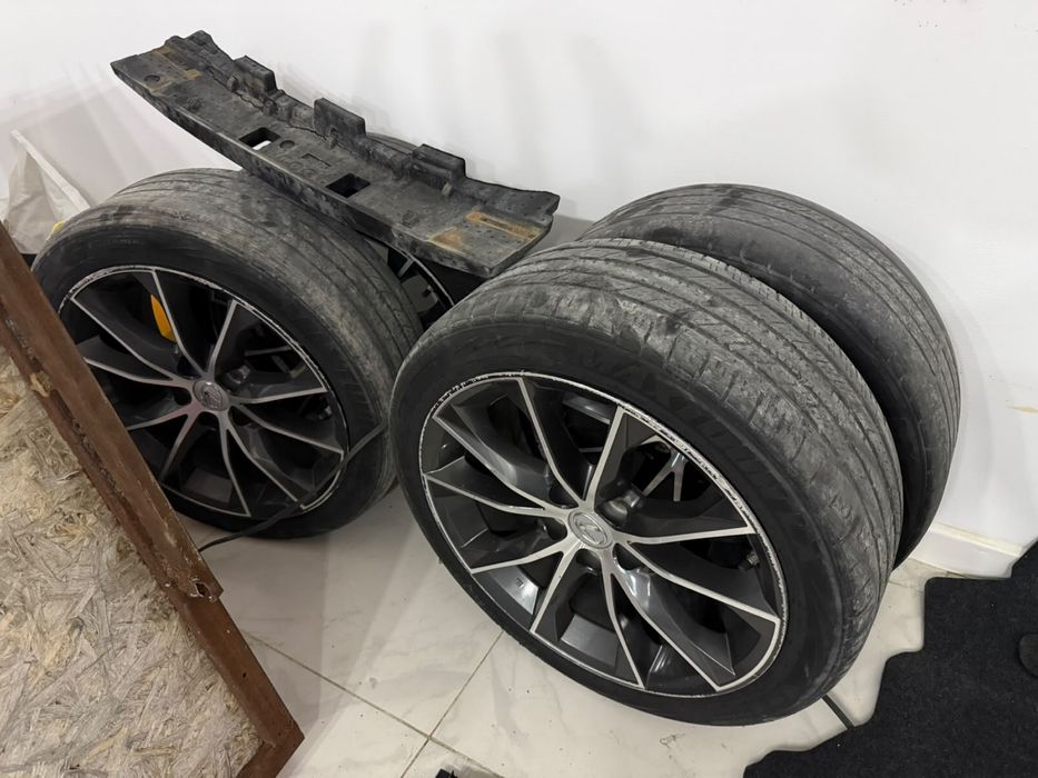 4 аяк сатылады R 18 дискысымен бирге