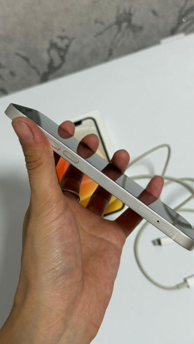 Айфон 12 сатамын!