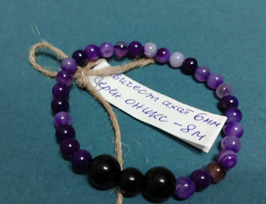 Гривни Handmade с естествени камъни