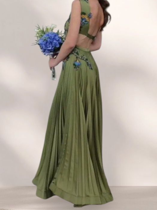 Бална рокля плисе