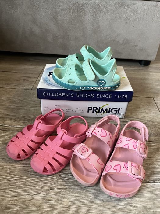 Лот сандали 24/25 номер