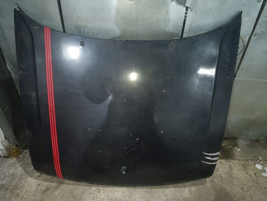 Капот Ауди 80 б3