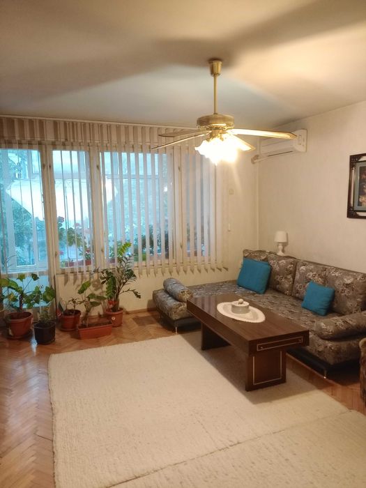 Продава се Многостаен апартамент в Левски - 95 кв.м за 643 €/кв.м - Снимка #3