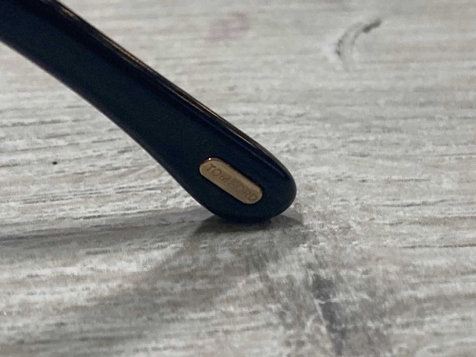 Слънчеви очила  Tom Ford Neughman TF882 01Y - As Seen On Bebe Rexha