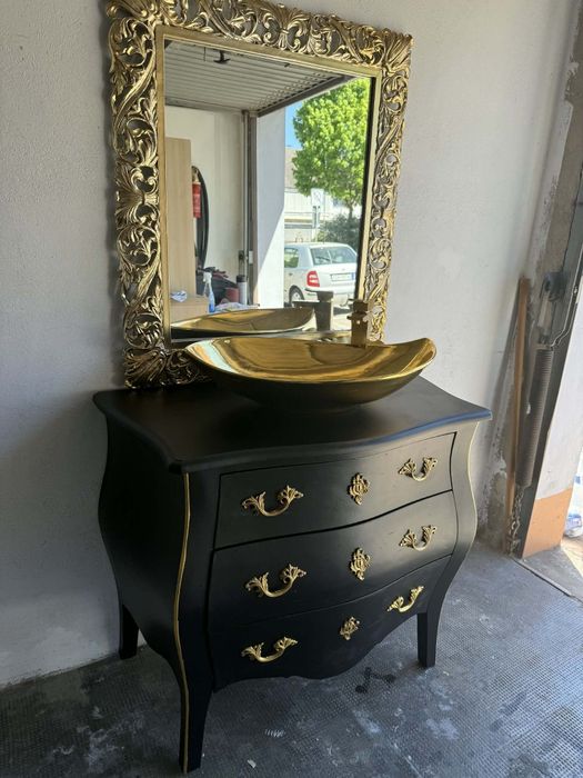 Mobilier de baie cu chiuveta și oglinda, baterie