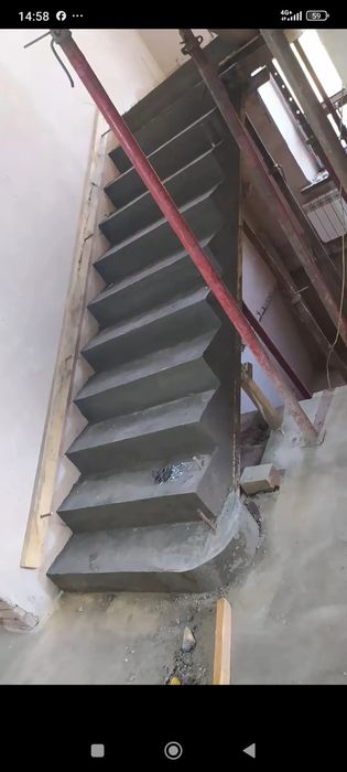 Бетонный лестница узбек бригада