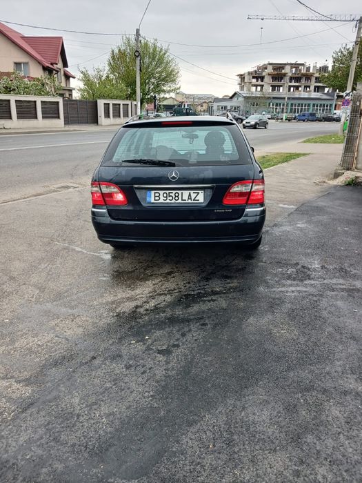MERCEDES-BENZ E-Class 2004 — imagine 5