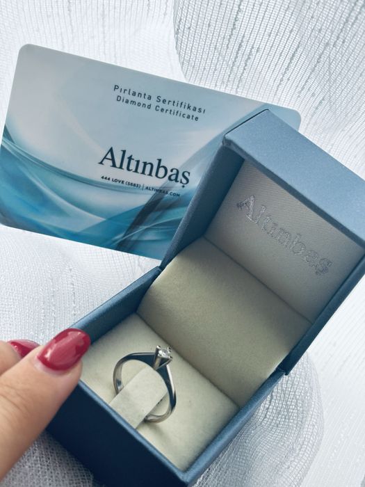 Altinbash годежен пръстен с два диаманта бяло злато със сертификат