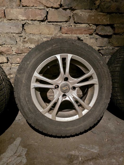 Джанти с гуми 17ки от пежо