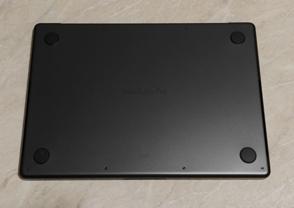 MacBook Pro 14 M5 16/512 2 цикла