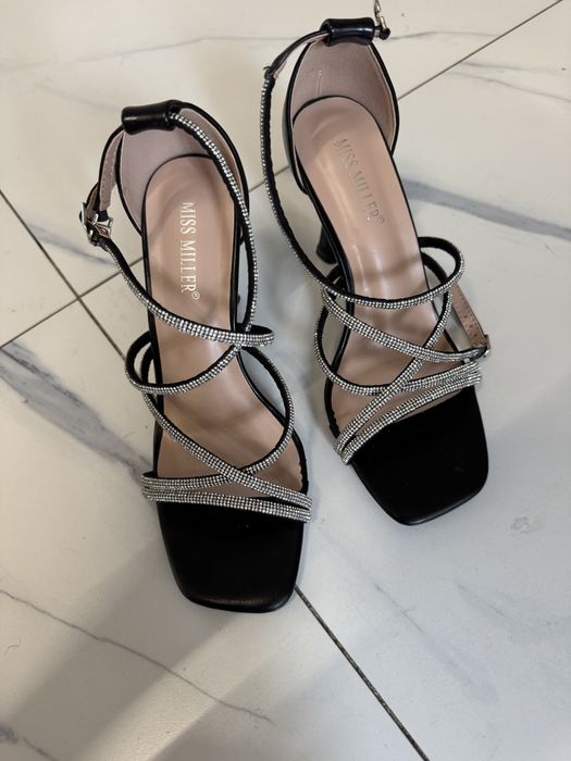 Босоножки 37 размера