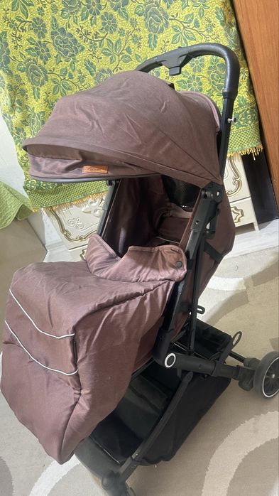 Детская коляска.