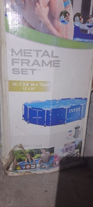 Intex bassen sotiladi.