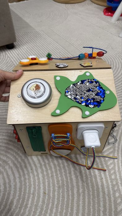 Бизиборд деревянный