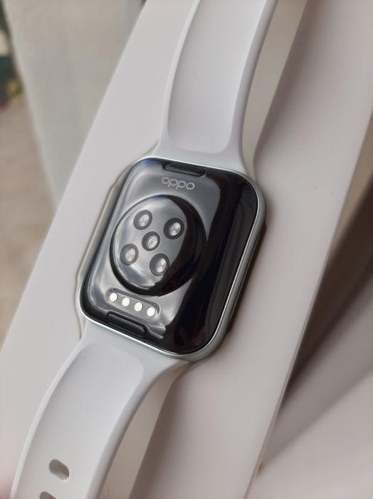 Oppo smartwatch alb
