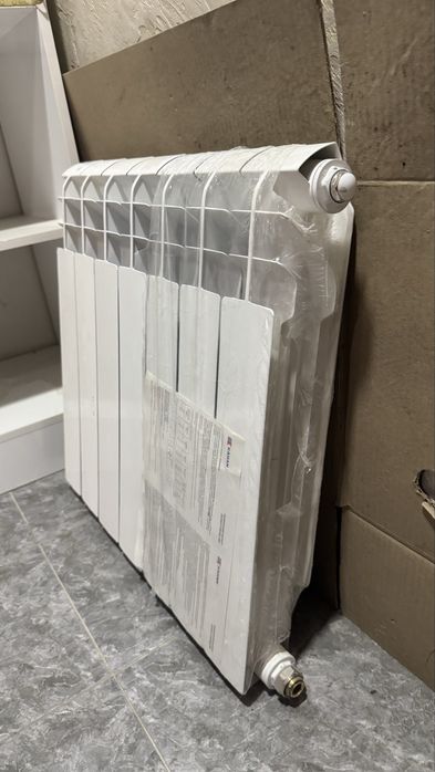 Радиатор, батарейка сатылады