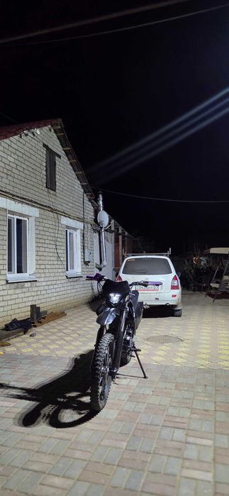 Продам мотоцыкл улар 250 кубов