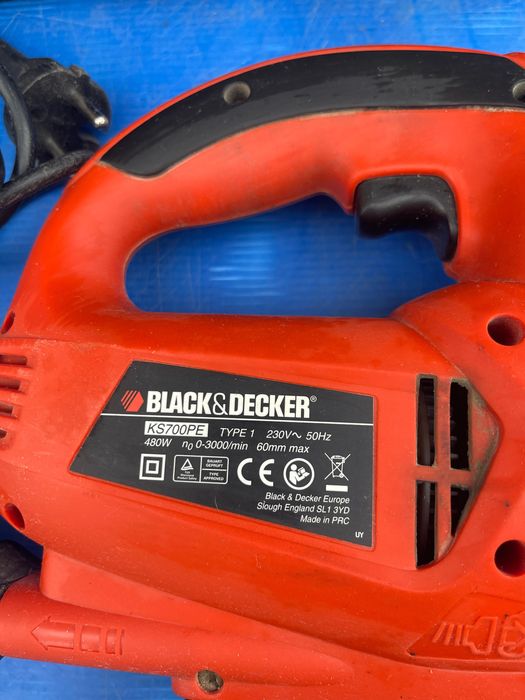 Fierăstrău pendular Black&Decker original
