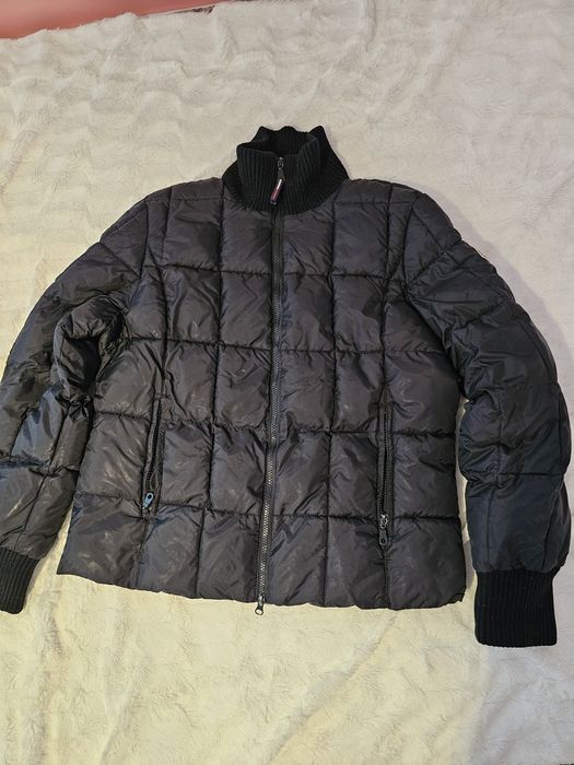 Дамско зимно яке на Tommi Hilfiger