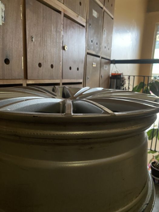 Продавам джанти 18 5х108