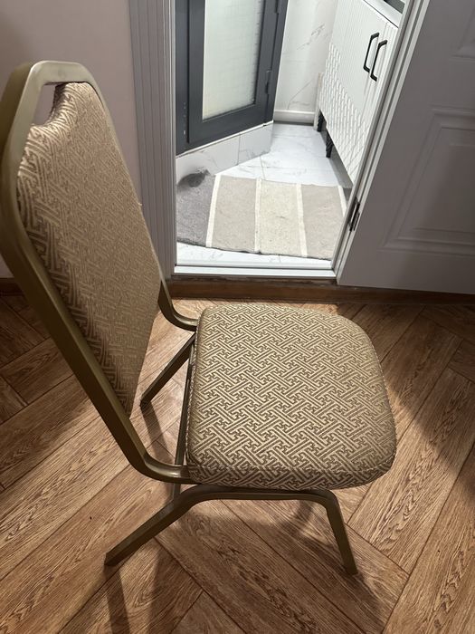 Кухонные стулья 5 штук