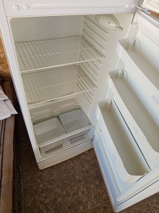 Холодильник indised