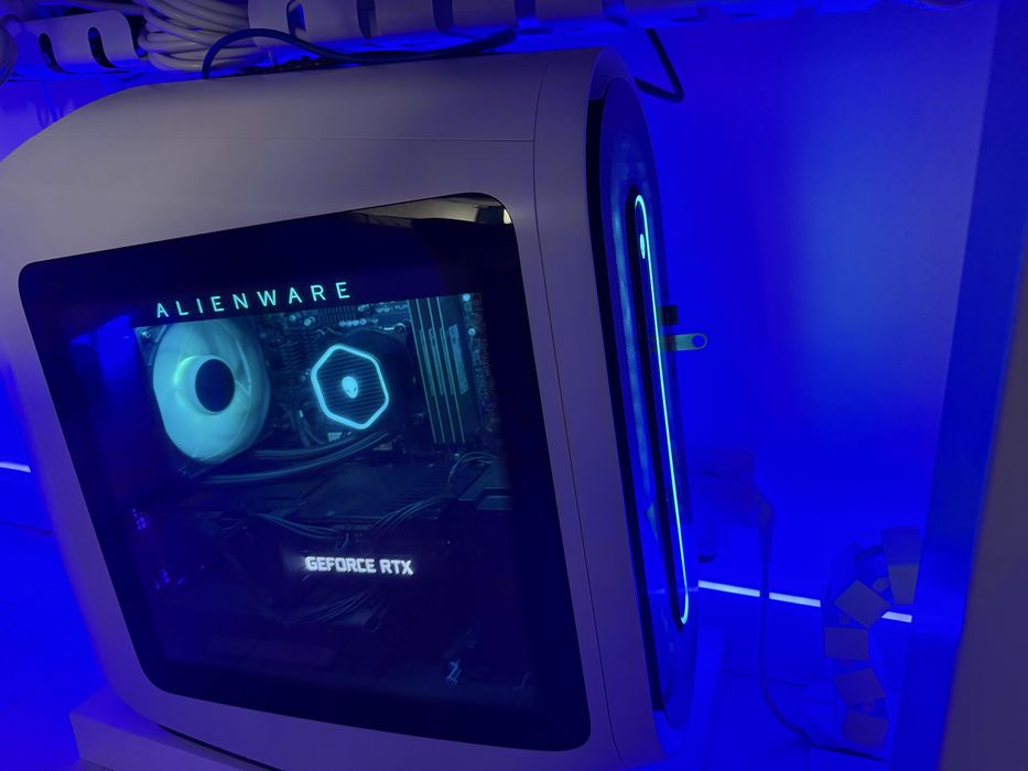 Alienware R13 i9 12900KF / RTX 3090 / 64GB DDR5 – HIGH END