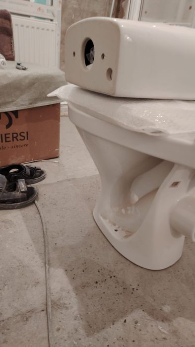 Продам унитаз новый