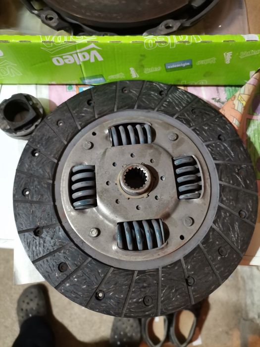 Съединител Valeo peugeot 307 бензин