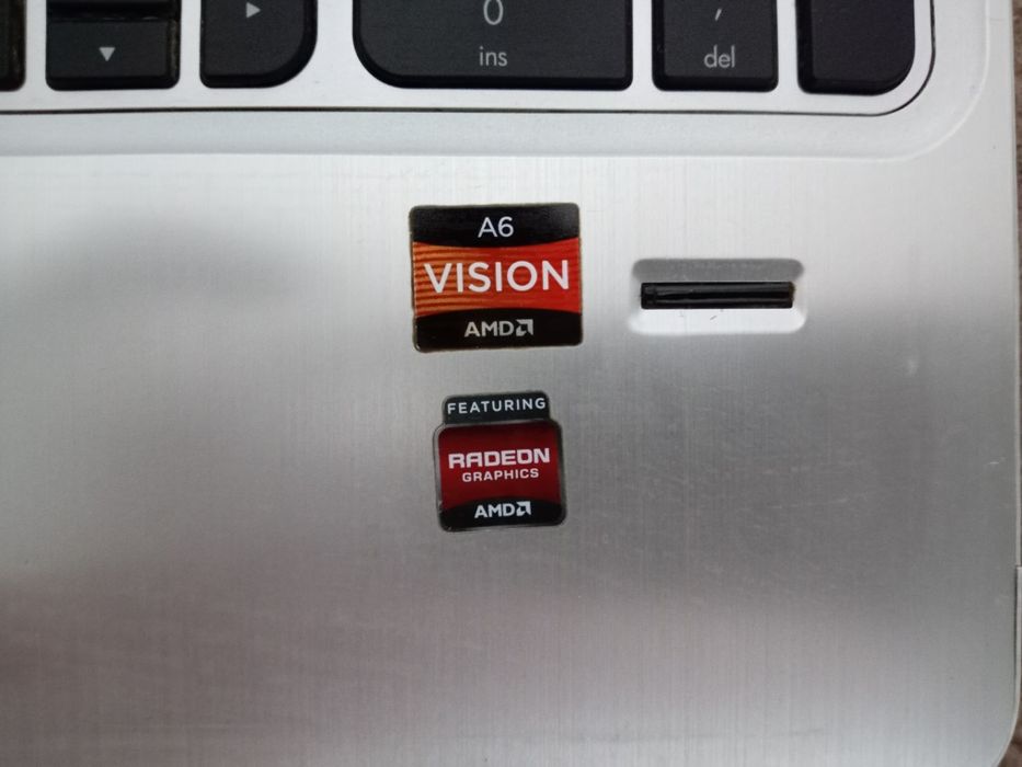 Срочно продаётся ноутбук