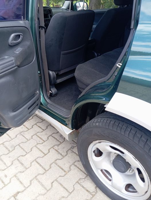 Suzuki grand Vitara 4x4 reductor de la mic la mare