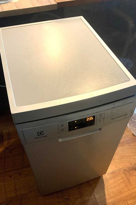 Mașină spălat vase Electrolux ESF4500ROS 45 cm –– piese / reparat