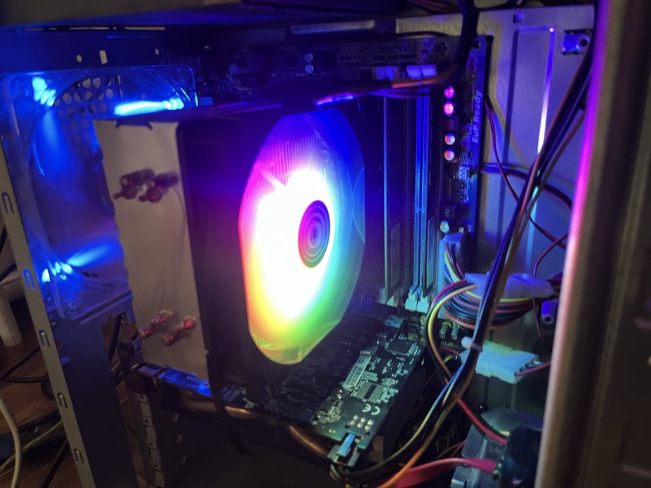 Продам комплект на 1156 сокете