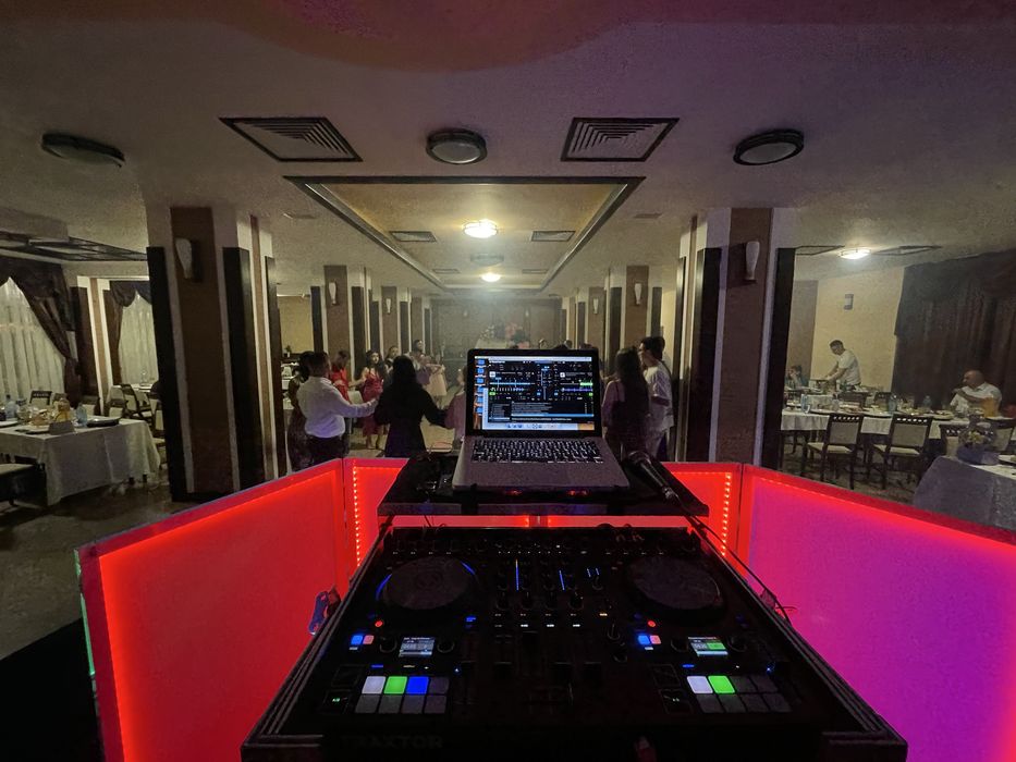 DJ Nunta,Botez,Petreceri private-Preturi prietenoase