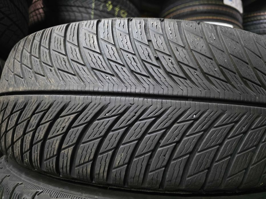 2бр Зимни гуми 225 60 18 - Michelin