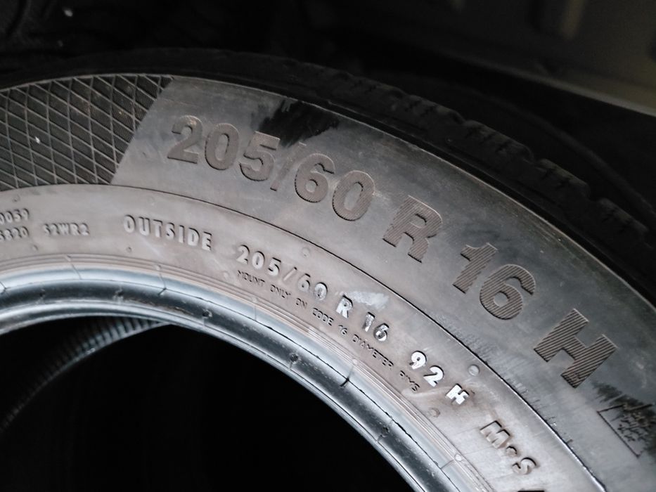 205/60/16" Continental 4бр.гуми
