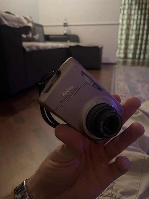 Продам камеру Kodak EasyShare M550
