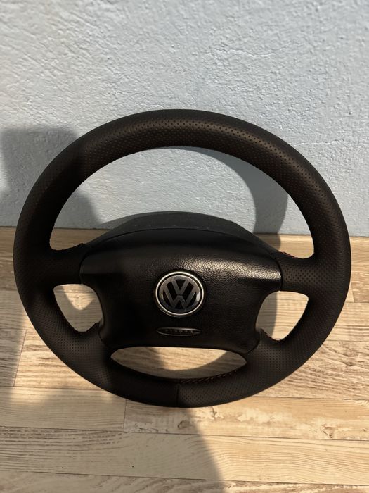 Четирилъчев волан за Volkswagen-Golf,Bora,Passat