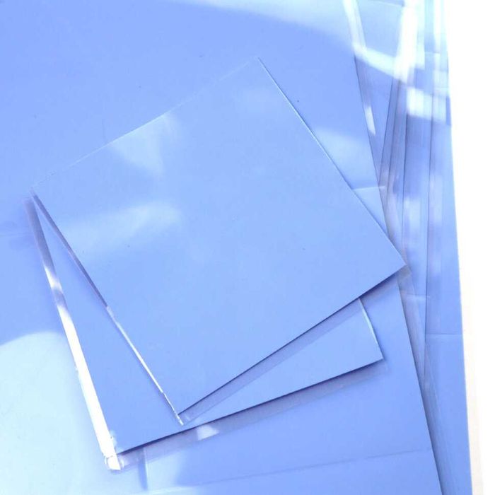 Обычные и жидкие термопрокладки новые в упаковке.