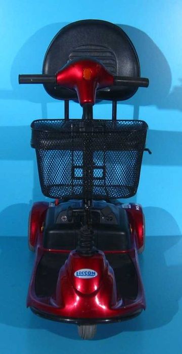 Scuter electric batrani/ handicap cu 3 roti Lecson HS 265 - 6 km/h