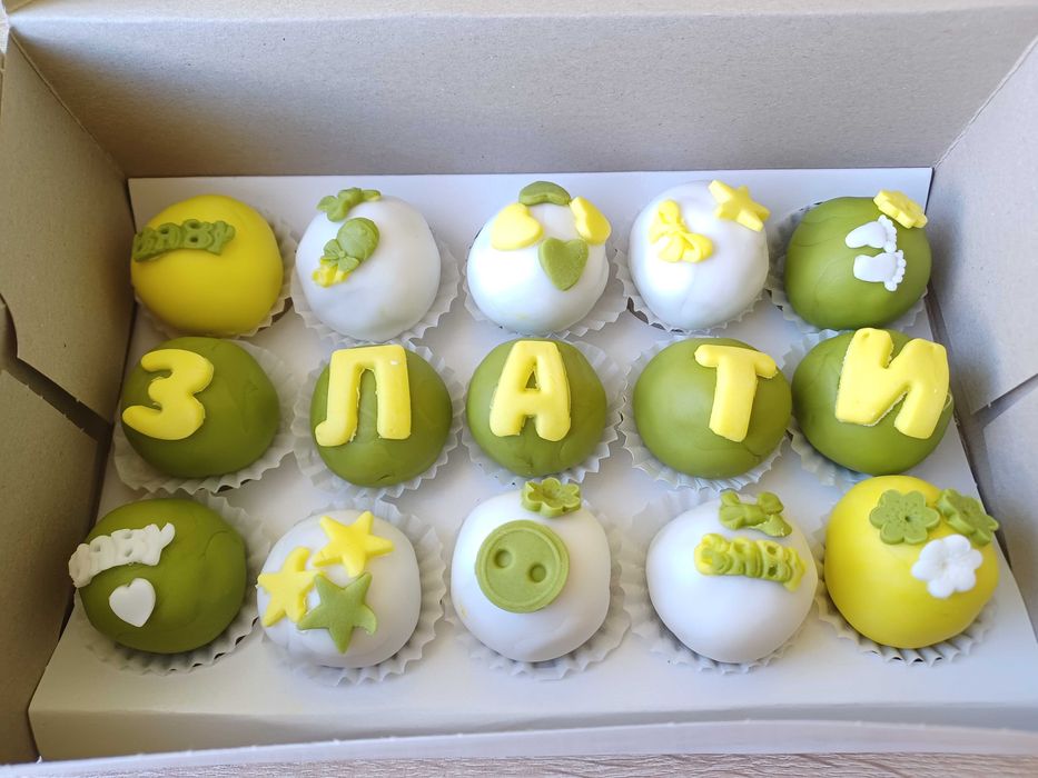 Кейкпопс и попсикълс за вашия сладък бар