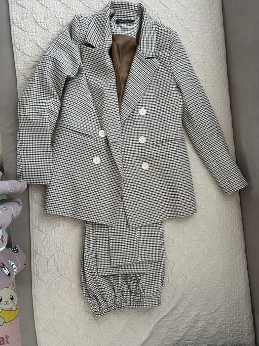 Женская одежда б/у по 1000 тг