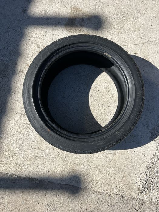 Продам летнюю резину BRIDGESTONE TURANZA