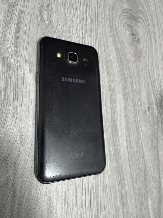 Samsung Galaxy J5 pentru piese