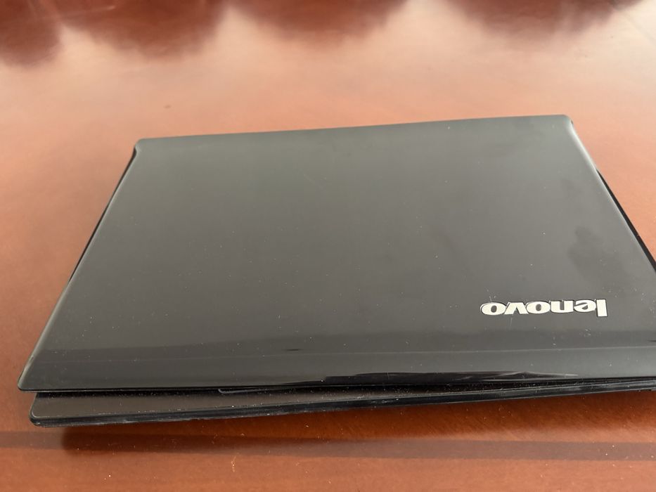 Lenovo g570 (деталь сломана)