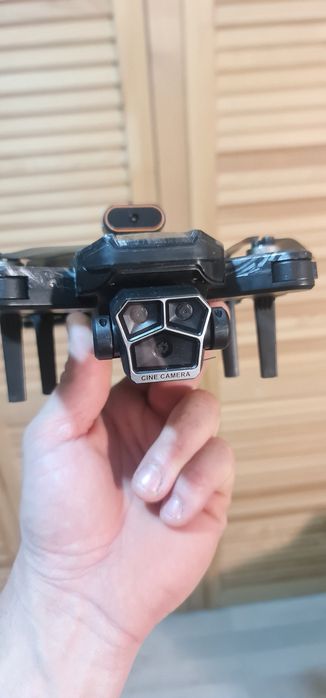 Drona cu camera de filmat